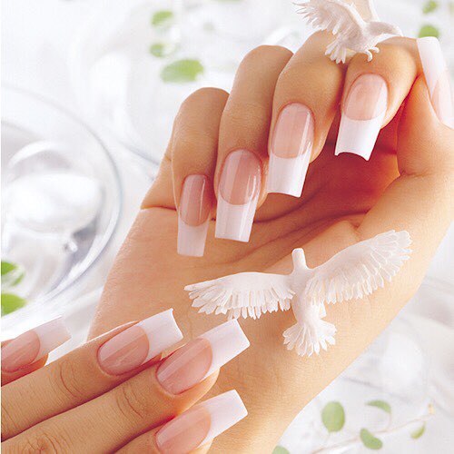 MANICURE